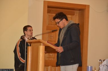 Otvori galeriju Zajednica-Vjera-i-svijetlo_02.JPG