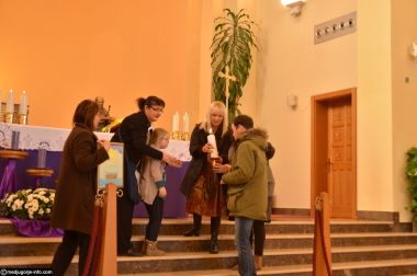 Otvori galeriju Zajednica-Vjera-i-svijetlo_05.JPG