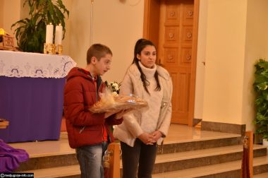 Otvori galeriju Zajednica-Vjera-i-svijetlo_12.JPG