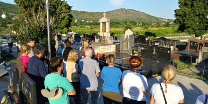 Otvori galeriju molitva-za-svecenike-medugorje_4.jpg