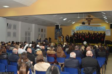 Otvori galeriju Zbor-Kraljica-Mira-Medugorje_15.JPG