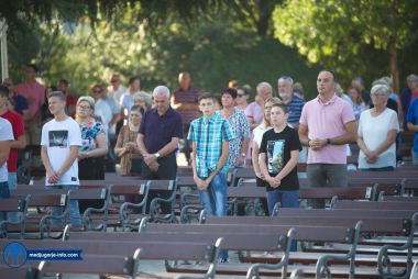 Otvori galeriju sveta-misa-medugorje-blagoslov-djece_06.jpg