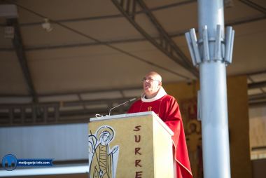 Otvori galeriju sveta-misa-medugorje-blagoslov-djece_11.jpg