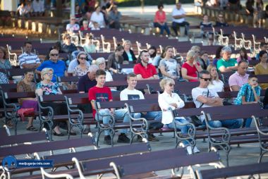 Otvori galeriju sveta-misa-medugorje-blagoslov-djece_12.jpg