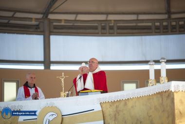 Otvori galeriju sveta-misa-medugorje-blagoslov-djece_22.jpg