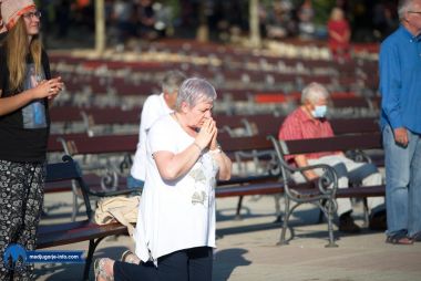 Otvori galeriju sveta-misa-medugorje-blagoslov-djece_24.jpg