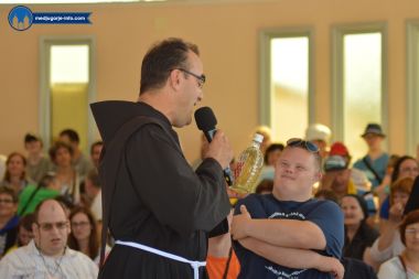 Otvori galeriju Medunarodno-hodocasce-osoba-s-invaliditetom_04.jpg