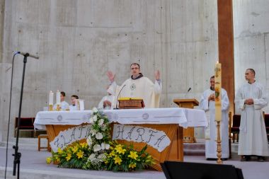 Otvori galeriju Zlatna harfa 2.jpg