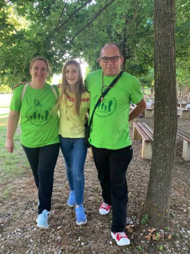 Otvori galeriju hodocasce-obitelji-kraljici-mira-u-medugorje_2.JPG