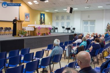 Otvori galeriju predavanje-hosera-francuskim-hodocasnicima-16.jpg