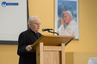 Otvori galeriju predavanje-hosera-francuskim-hodocasnicima-2.jpg