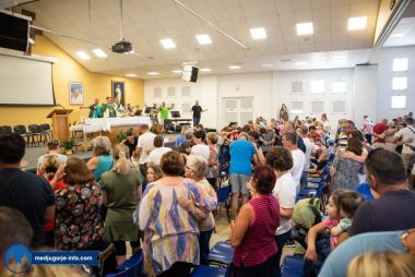 Otvori galeriju 13-hodocasce-obitelji-kraljici-mira-u-medugorje_11.jpg