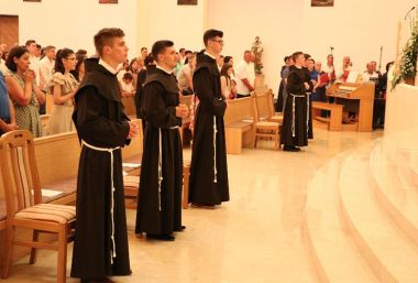 Otvori galeriju foto-petorica-postulanata-obukla-franjevacki-habit_4.jpg