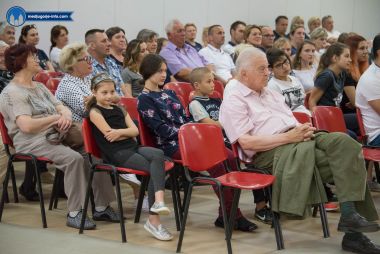 Otvori galeriju hodocasce-obitelji-kraljici-mira-2020-9.jpg