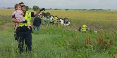 Dirljiva fotografija: policajac odvlači pažnju djevojčici koja je upravo izgubila tatu! 