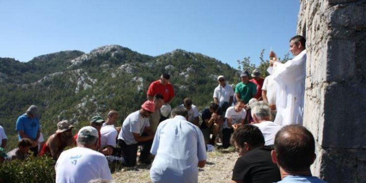 Don Dražen Balić ― Na vrhovima planina susrećem Boga!