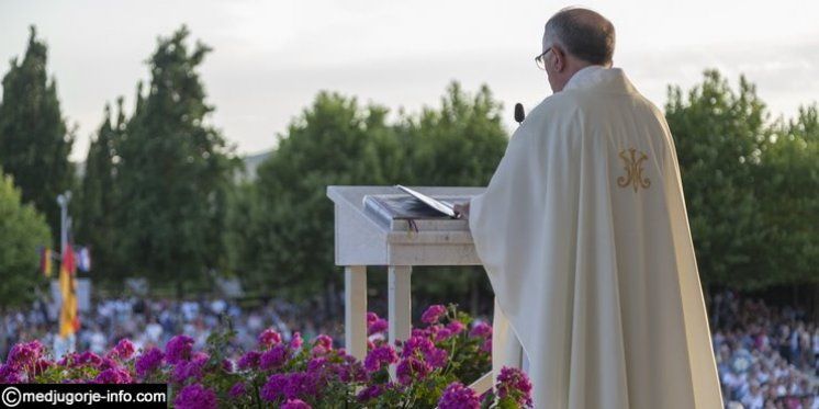 Propovijed fra Mate Dragićevića na uočnicu 36. obljetnice Gospinih ukazanja u Međugorju