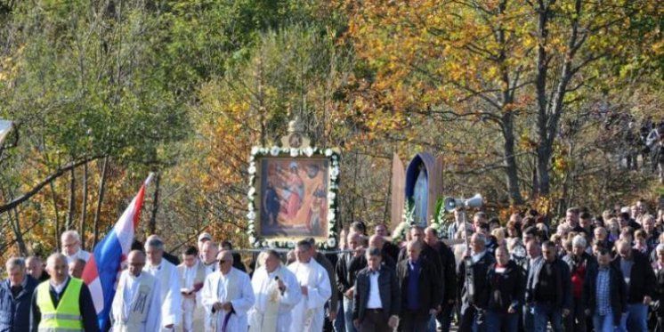 Vrhbosanska nadbiskupija posvećena Bezgrešnom Srcu Marijinu