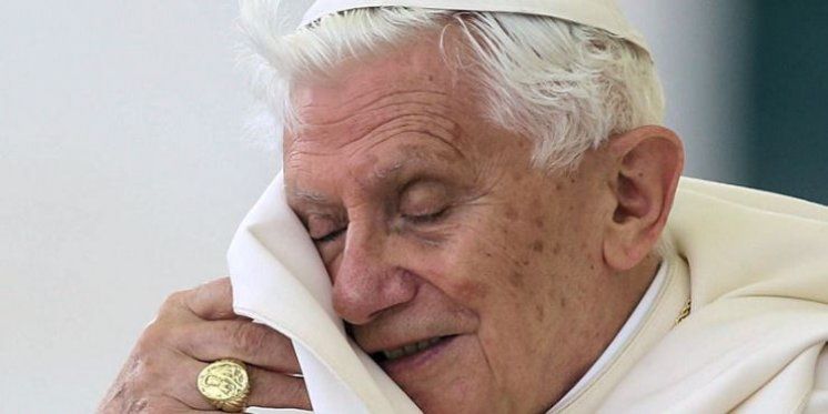 Papa u miru Benedikt XVI. otkrio da se priprema za svoje posljednje putovanje