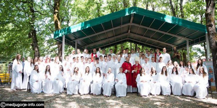 LA SOLENNITÀ DI SAN GIACOMO E LA CRESIMA A MEDJUGORJE