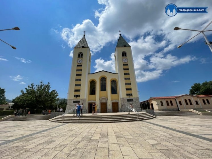 Župne obavijesti i molitveni program u Međugorju