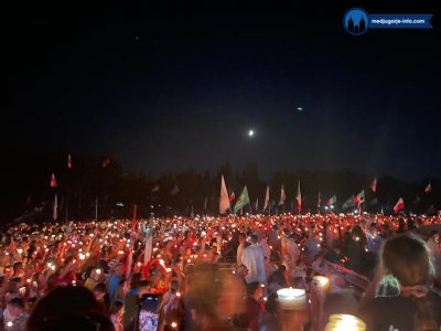 MOLITVA PRED KRIŽEM I MEDITACIJA SA SVIJEĆAMA