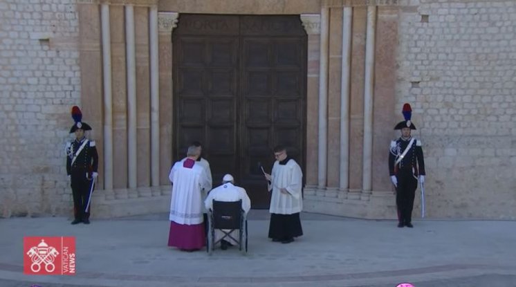 Papa Franjo: „Celestinski oprost“ moći će se iznimno dobiti cijelu godinu