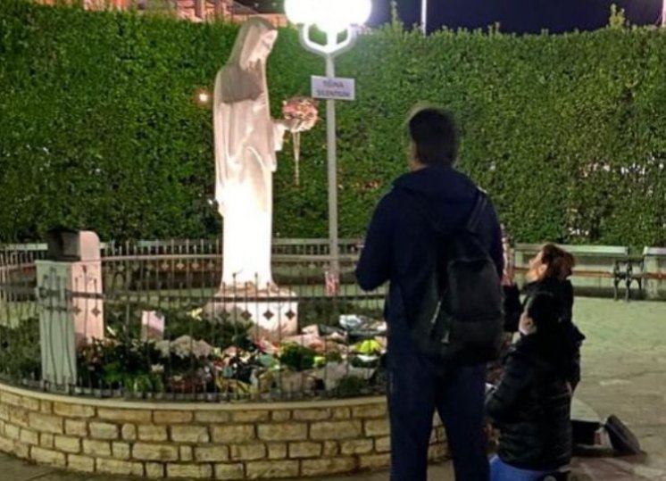 Poniznog Dalića s krunicom u ruci neki ne mogu ni smisliti