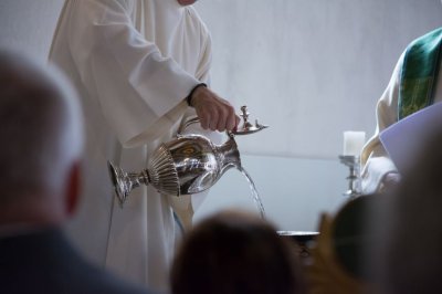 Veliki porast krštenja mladih odraslih osoba u Francuskoj