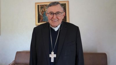 Kardinal Puljić sudjelovat će u izboru novog Pape