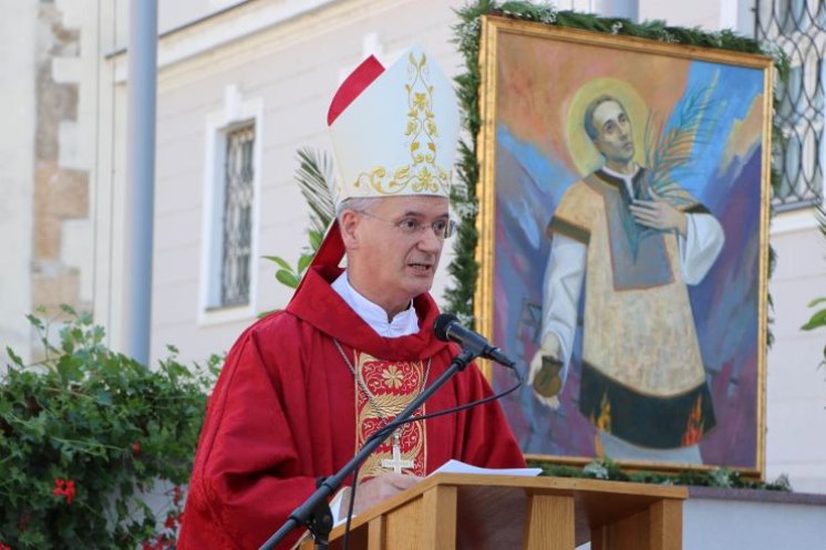 Homilija nadbiskupa Kutleše na proslavi 1800. obljetnice rođenja sv. Lovre: Ideja služenja u našem je vremenu ozbiljno ugrožena