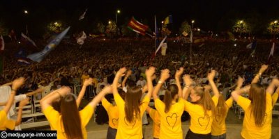 GLAZBENIK IZ RUMUNJSKE: Budite instrumenti opraštanja