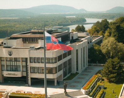 Slovačka propisala ustavom da postoje samo dva spola