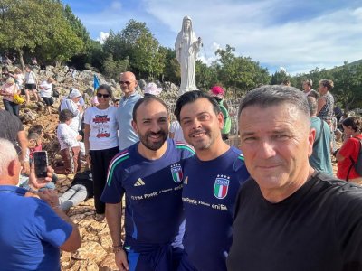 Talijanski futsal treneri nakon velike pobjede ispunili obećanje, hodočastili Kraljici Mira u Međugorju