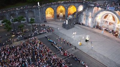 Lurdsko svetište želi da se njegova procesija sa svijećama uvrsti na popis nematerijalne kulturne baštine Francuske