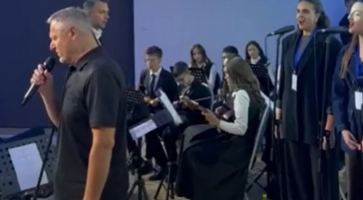 VIDEO Thompson izveo pjesmu “Gospin dom” na &#039;Didakovim danima&#039; u Ljubuškom
