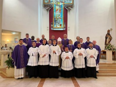 Šestorica bogoslova primljeni među kandidate za sveti red đakonata i prezbiterata