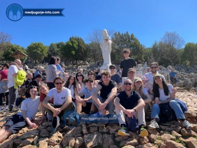 Majka 12-ero djece odlučila je Uskrs i svoj 50. rođendan proslaviti s cijelom obitelji u Međugorju