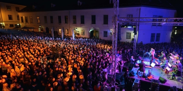 koncert-kamenita-vrata.jpg