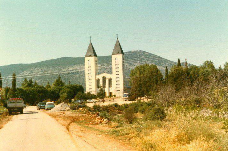 zupna-crkva-sv-jakova-u-medugorju.jpg
