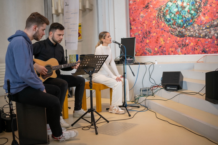 duhovna obnova svicarska vanessa mioc 3